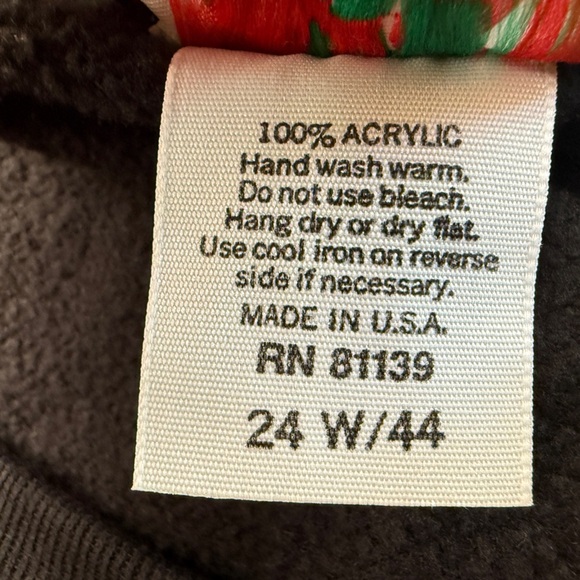 Nutcracker Vintage Holiday Sweater Black w/ Christmas/Winter Scene Size 24W/44 - Picture 4 of 11